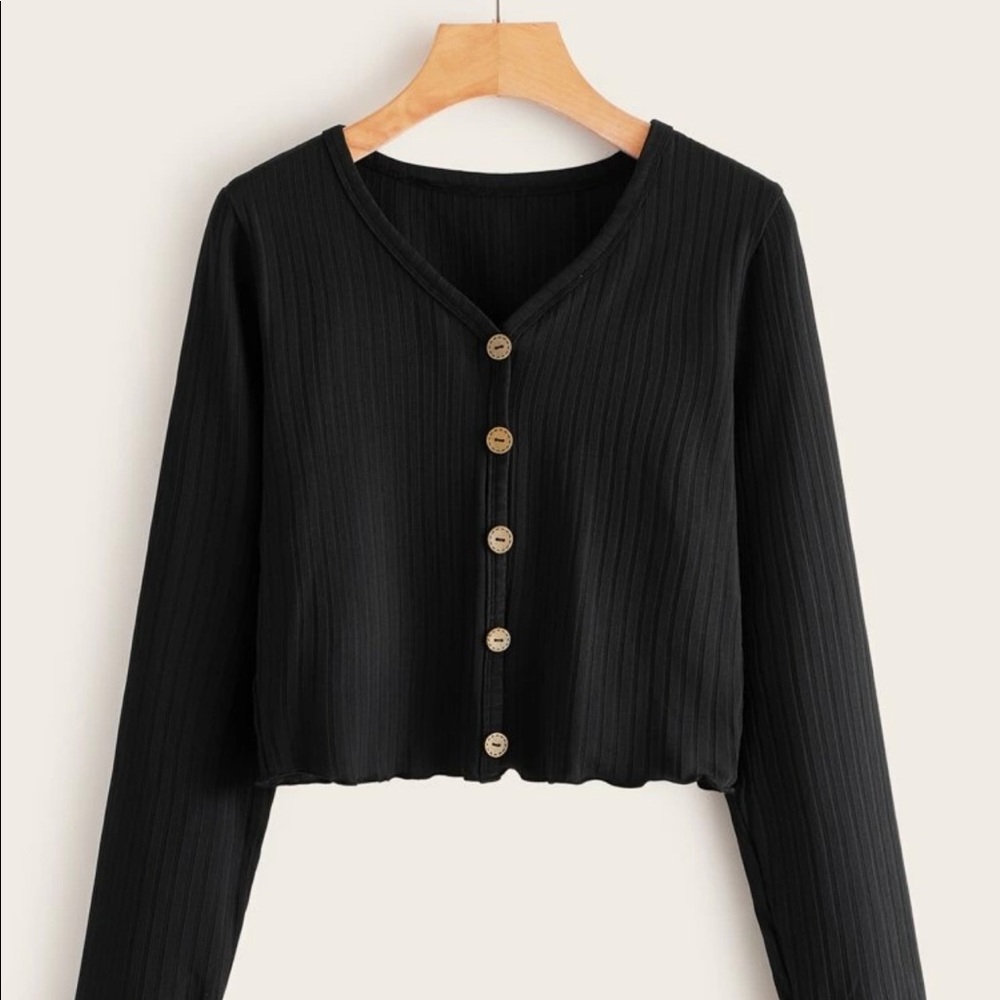 black buttoned  shirt